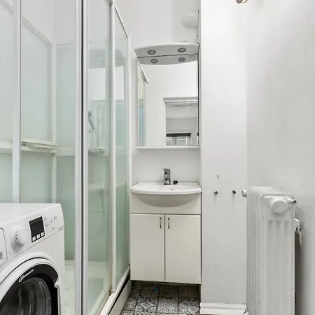 The Modern At Apartment *